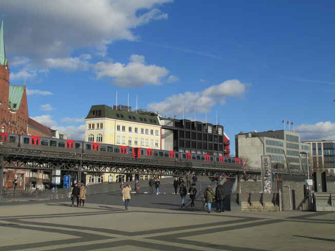 An den Landungsbrücken