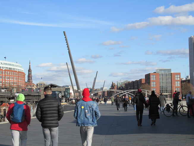 An den Landungsbrücken